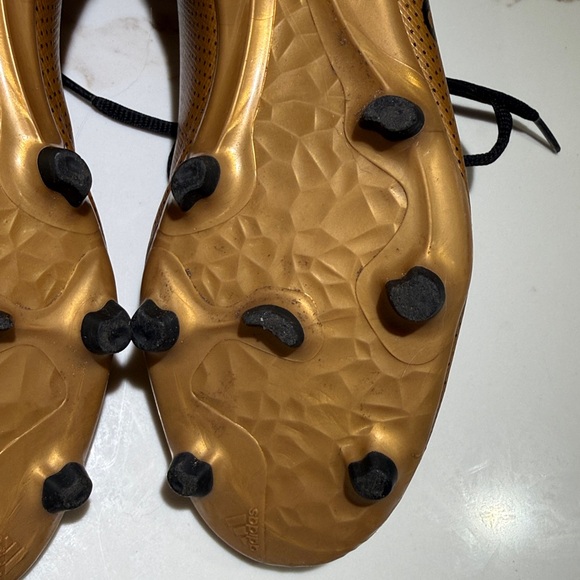 ADIDAS Mens CP9190 Gold Techfit Soccer Cleats, Laced, Size 8 1/2, - Picture 12 of 12